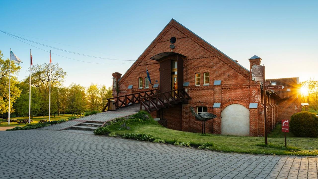 Jaunmoku Palace Complex Hotel Tume Dış mekan fotoğraf